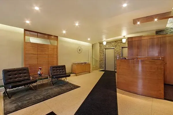 Sold by Corcoran | media 14