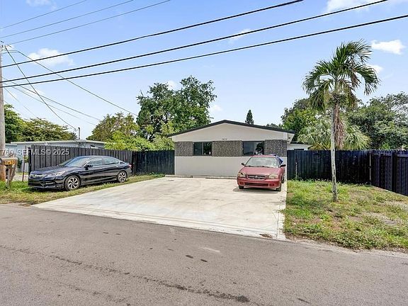 2nd image of 1810 NW 9th St