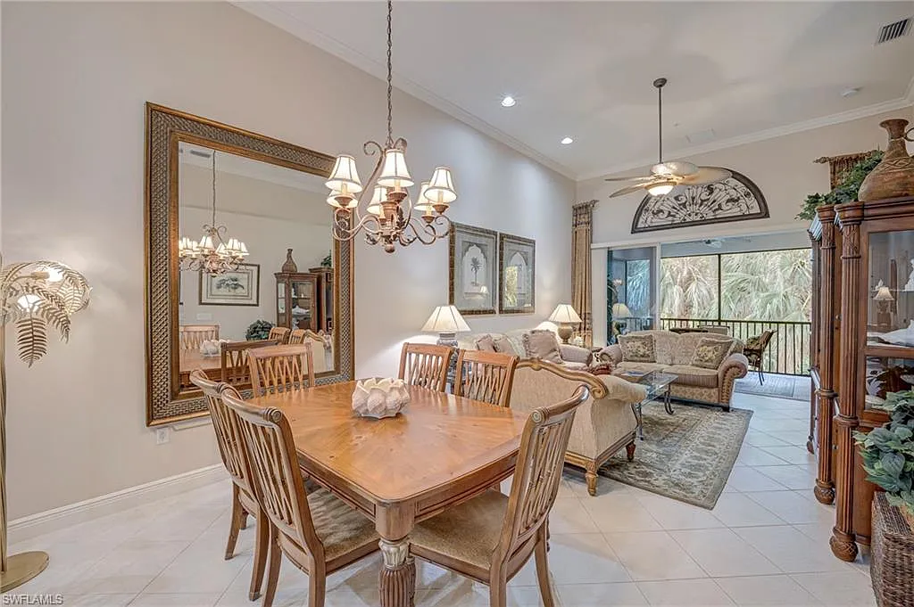 2 bed, 2.0 bath, 1467 sqft, $7,500 — Photo 3
