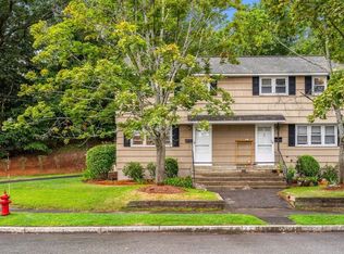 2 George Rd UNIT 2, Winchester, MA 01890