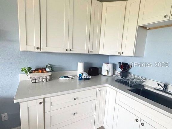 4th image of 40 Folly Field Rd APT C229