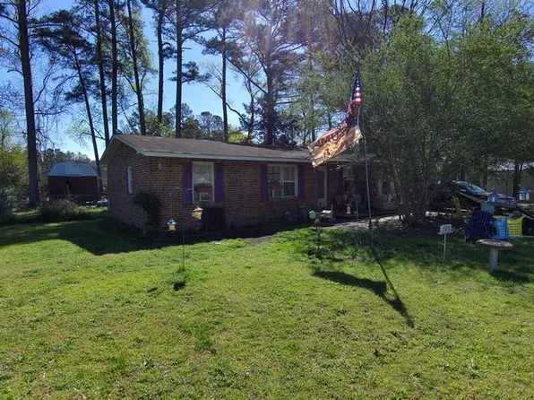 528 Oci Dr, Jacksonville, NC 28540