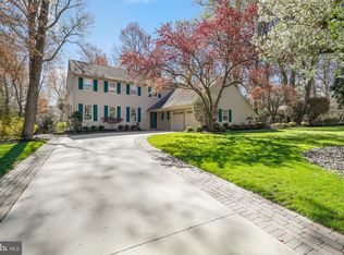 8 Glenperth Ln, Cherry Hill, NJ