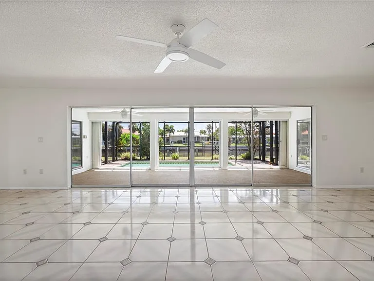 110 Gulfview Rd — Photo 11