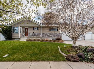 637 W 150 N, Hyrum, UT 84319