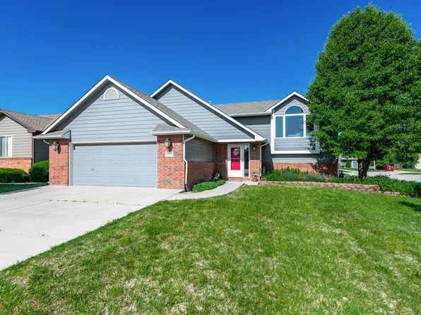 4501 E Falcon Ct, Wichita, KS 67220