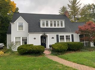 204 N Williamsbury Rd, Bloomfield Hills, MI 48301