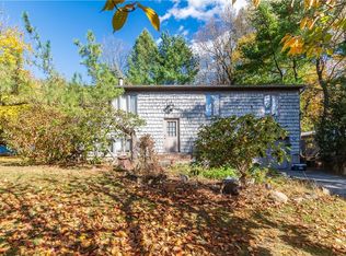 8 Colonial Ave, Fishkill, NY 12524