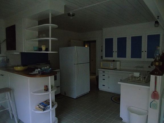 4th image of 604 E 23rd St
