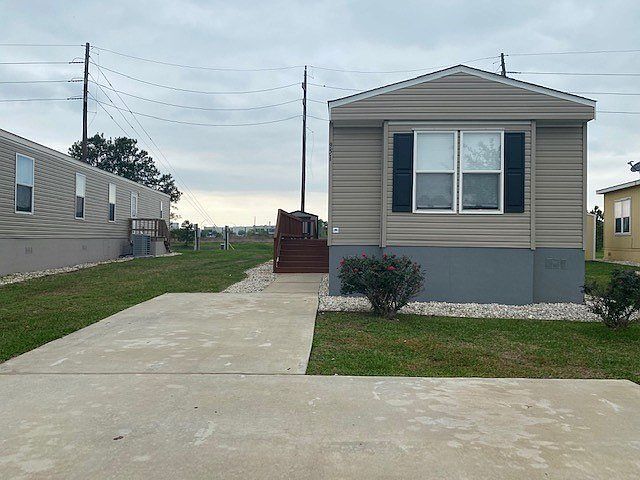 1st image of 920 Century Plaza Dr #65