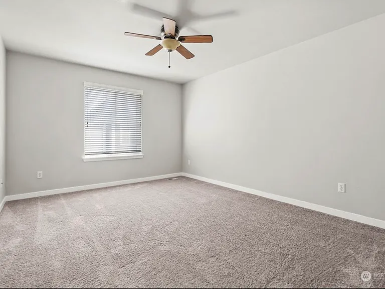 8418 153rd St E — Photo 26