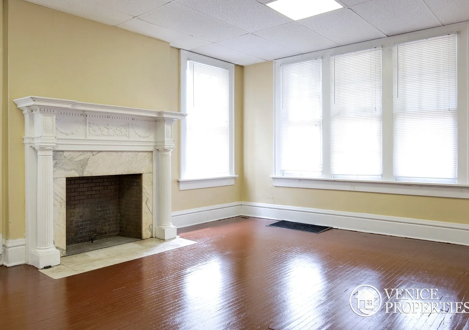 12 Bedroom on OSU Campus — Photo 3