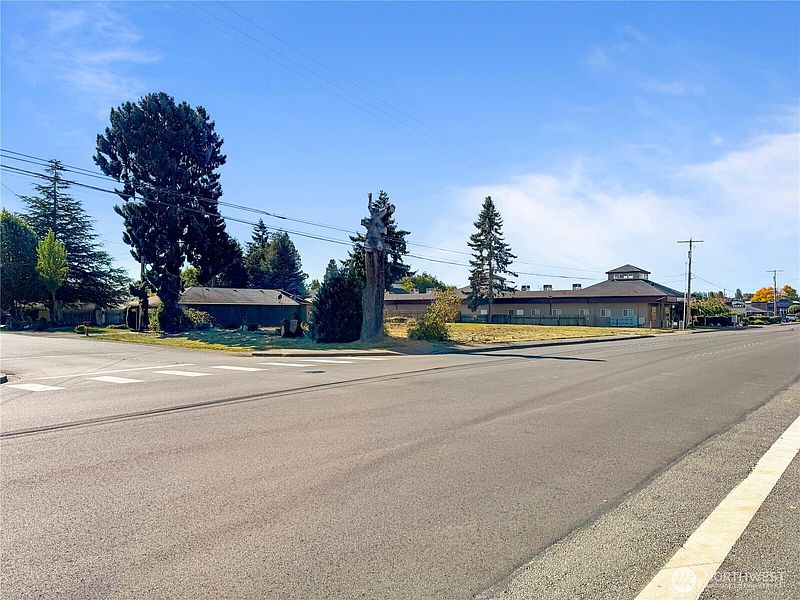 3rd image of 210 Gilkey Road