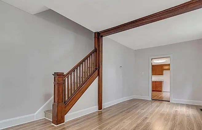 2 bed, 910 sqft, $1,850 — Photo 1