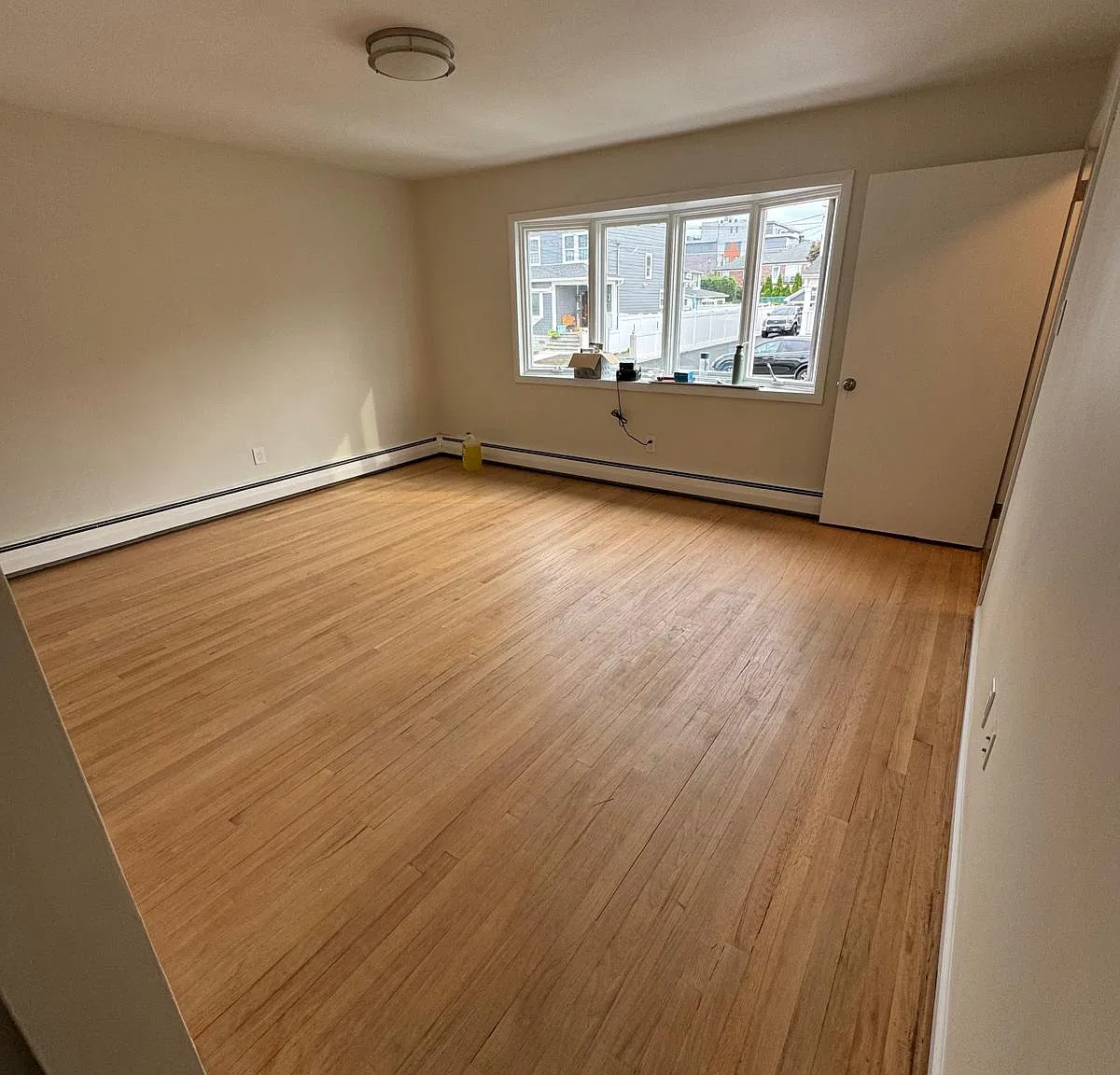 3 bed, 1.5 bath, $3,395 — Photo 2