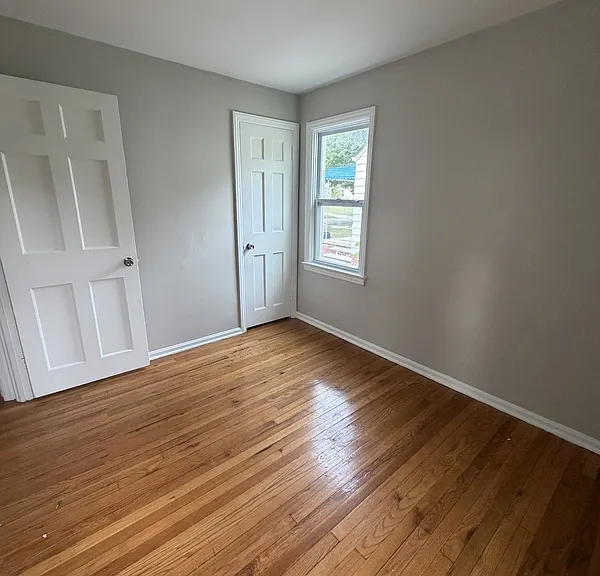 16910 Lotus Dr — Photo 4