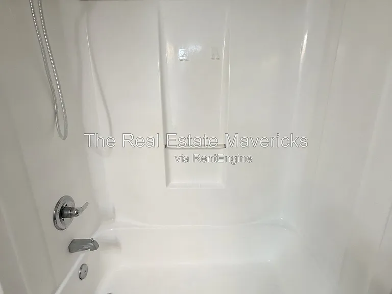 131 Pace Dr #C5 — Photo 10