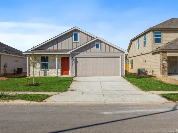 415 BUTTERFLY BUSH CT, New Braunfels, TX 78130
