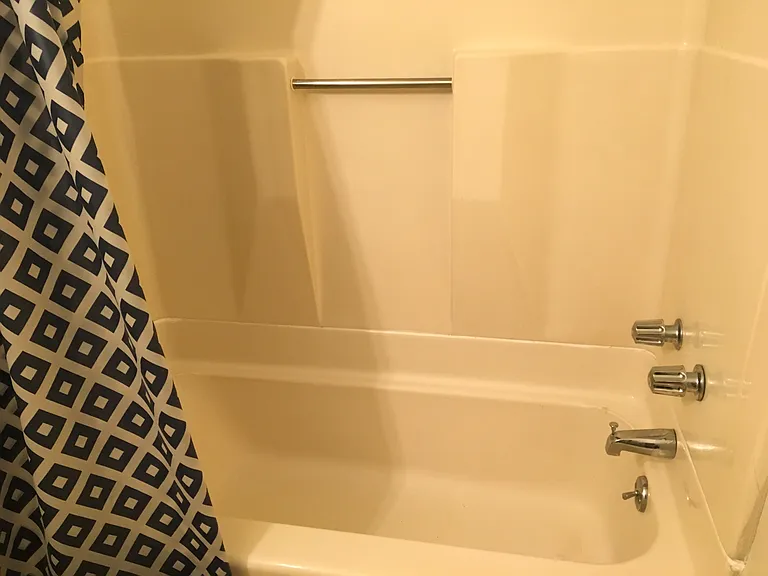 1312 Pleasant Valley Blvd #3 — Photo 9