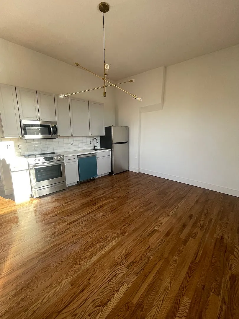 1337 Scott St. — Photo 2