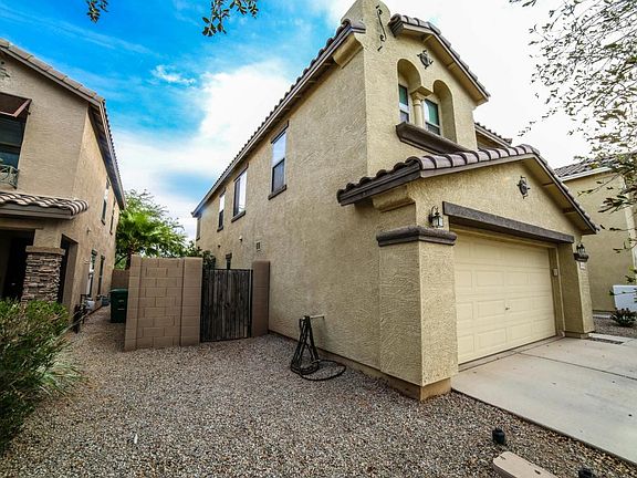 3rd image of 40453 W Helen Ct
