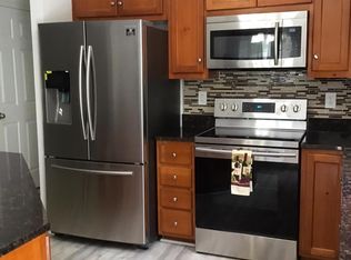 5200 Lake Ave, Shady Side, MD 20764