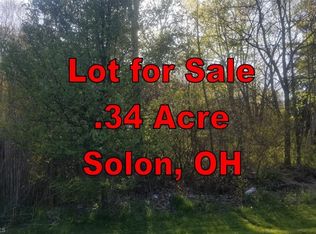 7360 Portage St, Solon, OH 44139