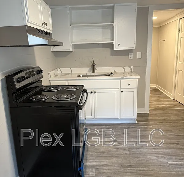 2 Hadaway Ct — Photo 2