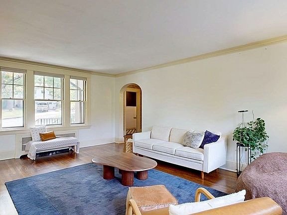 5th image of 45 Terrace Dr