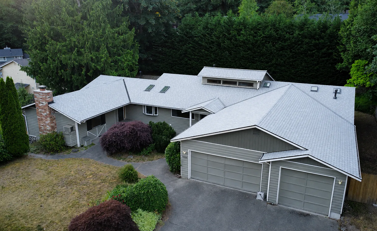 4 bed, 3570 sqft, $4,590 — Photo 1
