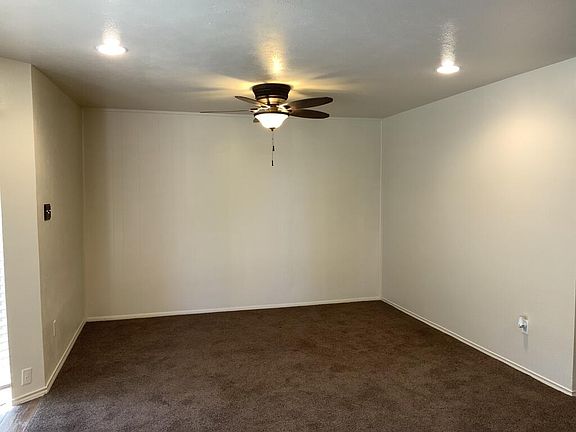 5th image of 501 W Scharbauer Dr APT 27