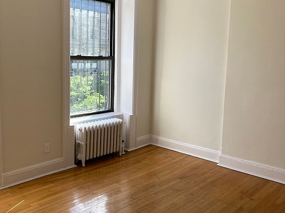 2nd image of 19 E 108th St APT 5FW