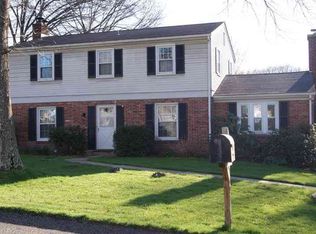 1993 Menold Dr, Allison Park, PA 15101