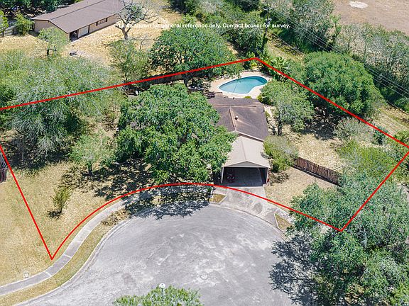 3rd image of 805 OLYMPIC DR