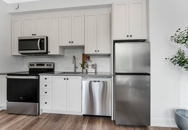 155 Sanford Ave #B — Photo 2