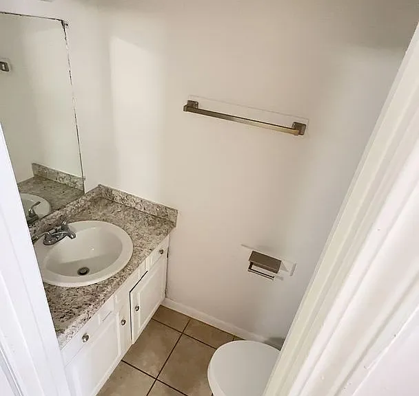 1023 Talbot Ave — Photo 4