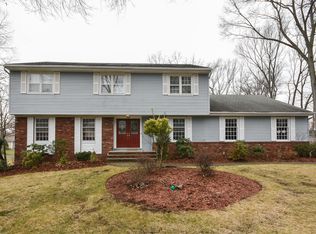 745 Albemarle St, Wyckoff, NJ 07481