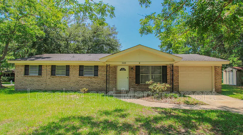 305 Millcreek Dr