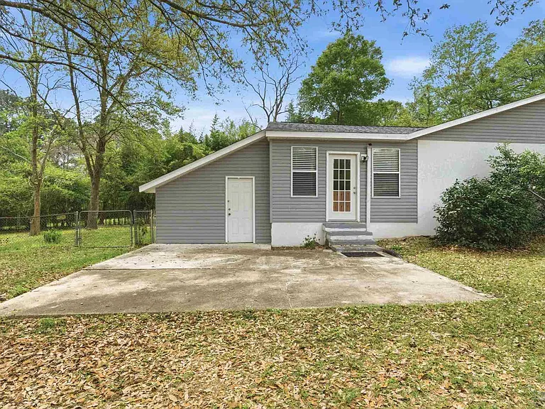 6960 Klondike Rd — Photo 32