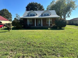 202 Hamilton St, Mc Kenzie, TN 38201