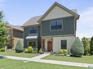 1530 Trek St, Huntsville, AL 35811