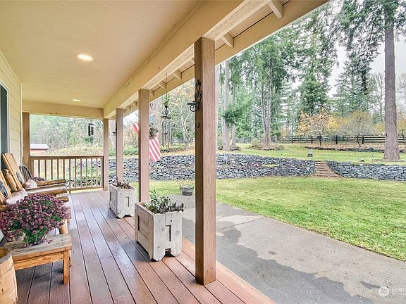 4th image of 31508 50th Avenue E
