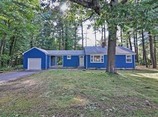 3 Foxhill Rd, Foxboro, MA 02035