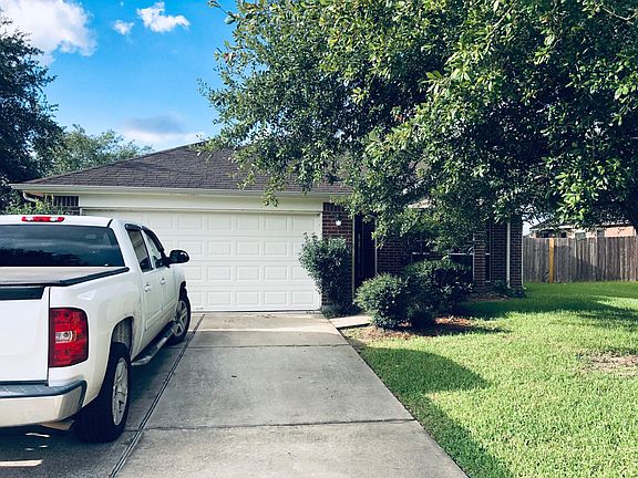 3rd image of 223 River Basin Ln