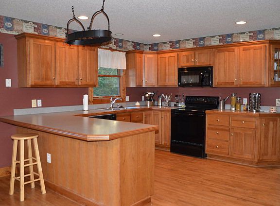 2nd image of 9481 Loudon Dr