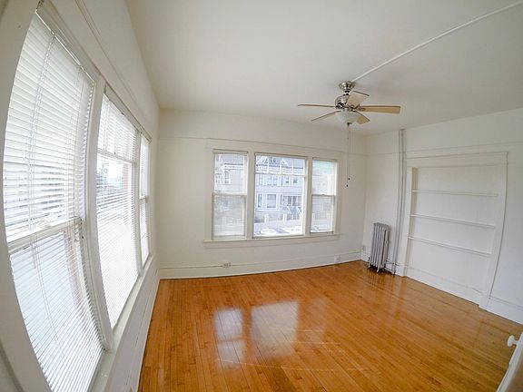 5th image of 210 Juniper St APT 6