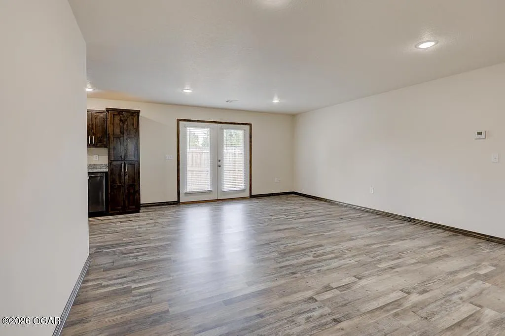 2 bed, 2.0 bath, 1078 sqft, $1,250 — Photo 2