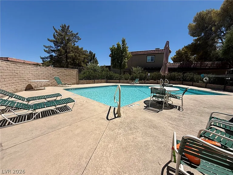 722 Nectarine Ct #0 — Photo 43