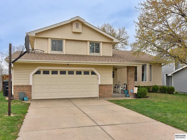 15429 Allan Dr, Omaha, NE 68137