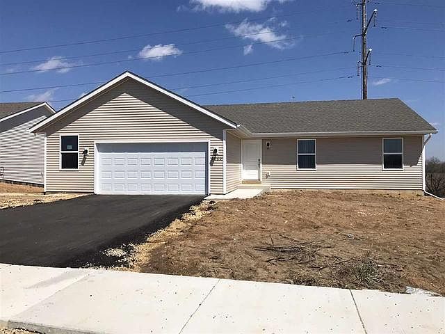 1st image of 2062 Meadow View Ln